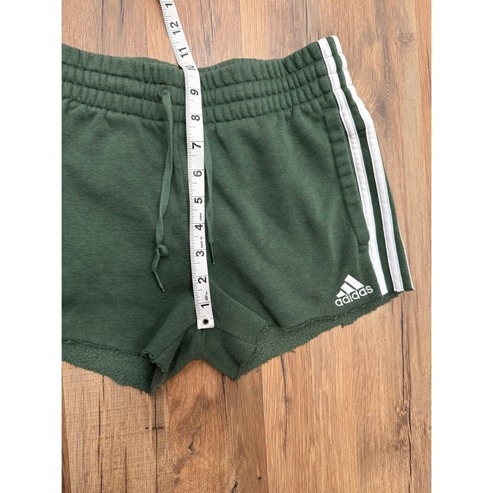 Adidas Girls Green Fleece Shorts 3 Stripe Drawstring Logo XS Youth - Picture 8 of 9